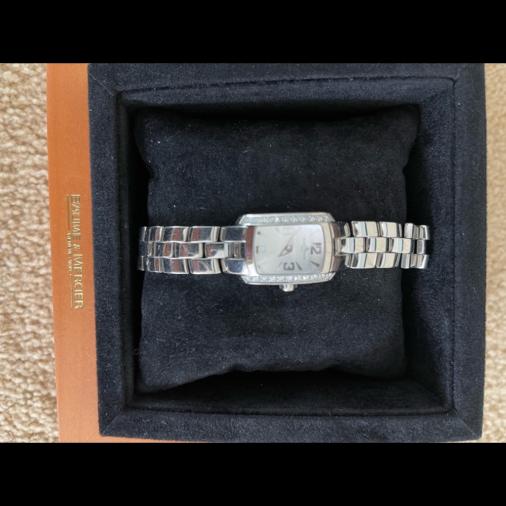 Baume & Mercier Acier Ladies watch 22 Diamonds top wesselton vvs1